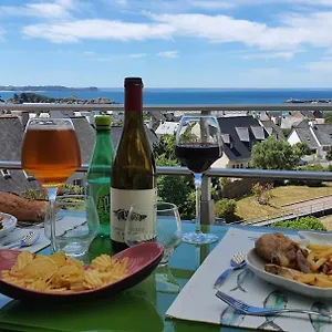 Bretagne Vue Exceptionnelle Sur Les Hauts D'erquy Au Calme ! Et Au Pied Du Gr34 Appartement